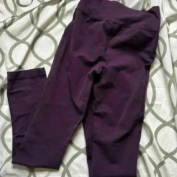 Deep Purple Still Size 4 Lululemon like new 2 pockets drawstring waist leggings - Picture 2 of 6